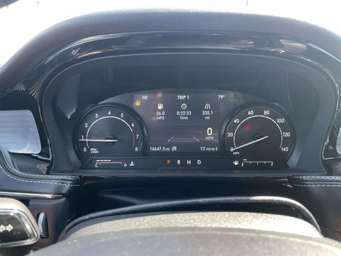 Used 2021 Lincoln Corsair AWD w/ Premium Package image 30