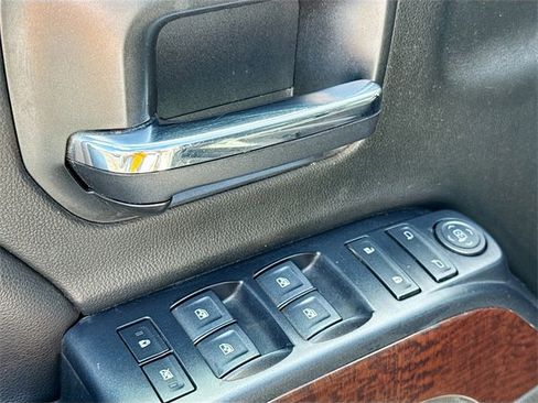 Used 2018 GMC Sierra 1500 SLE w/ SLE Value Package image 16