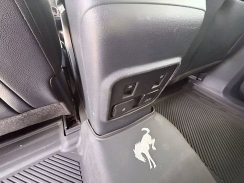 Used 2022 Ford Bronco Wildtrak image 19