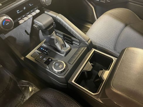 Used 2025 Toyota 4Runner SR5 image 40