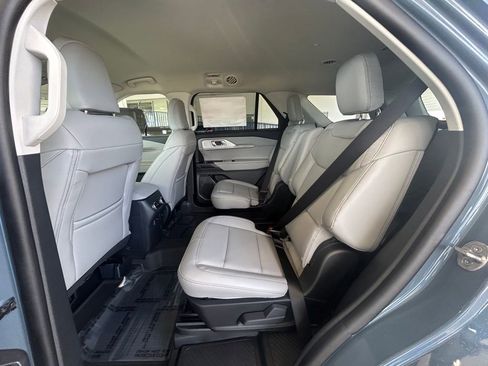 New 2026 Ford Explorer Active w/ Active Comfort Package RWD image 27