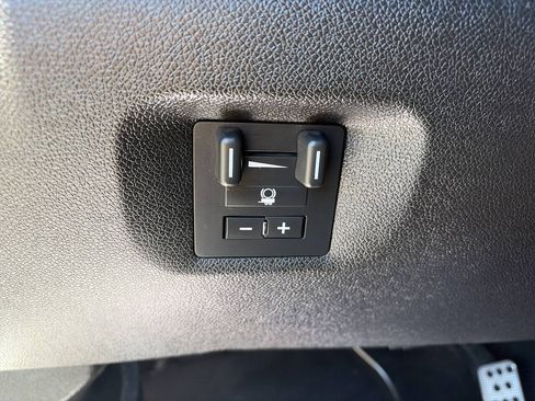 Used 2012 Chevrolet Silverado 2500 LTZ w/ LTZ Plus Package AWD/4WD image 33
