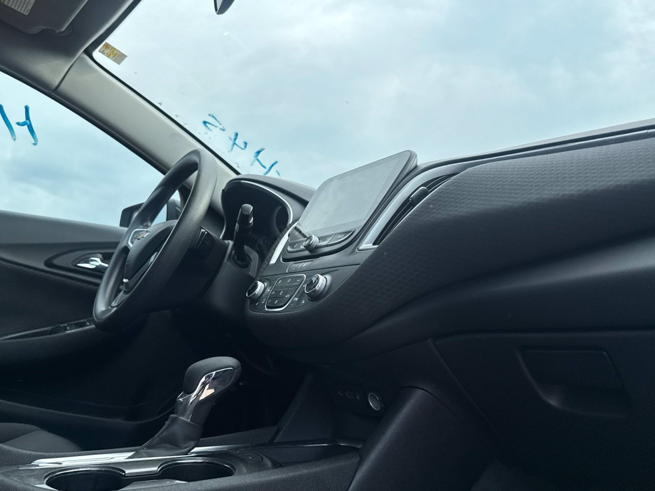 Used 2025 Chevrolet Malibu LT FWD image 29