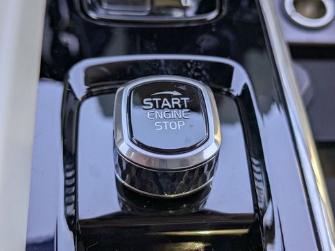 New 2026 Volvo XC60 B5 Ultra w/ Protection Package Premier image 40