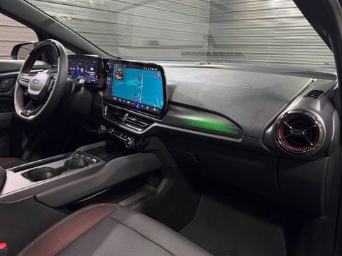 Used 2024 Chevrolet Equinox EV RS image 13