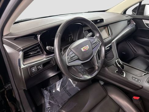 Used 2019 Cadillac XT5 Premium Luxury w/ Driver Assist Package AWD/4WD image 11