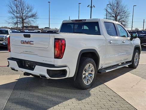 Used 2022 GMC Sierra 1500 Denali image 3