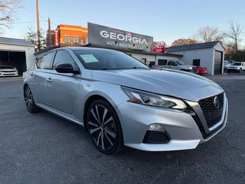 Used 2020 Nissan Altima 2.5 SR image 9