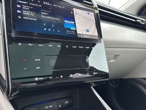 Used 2024 Hyundai Tucson Limited image 22