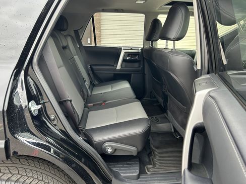 Certified 2023 Toyota 4Runner SR5 Premium w/ Moonroof Package AWD/4WD image 28