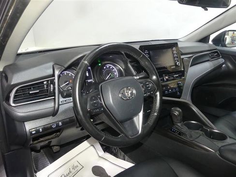 Used 2021 Toyota Camry SE FWD image 21
