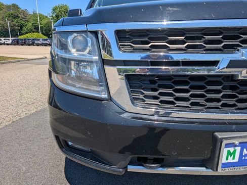 Used 2018 Chevrolet Tahoe LT w/ Z71 Midnight Edition AWD/4WD image 9