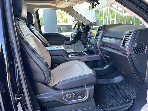 Used 2021 Ford F350 Limited image 17