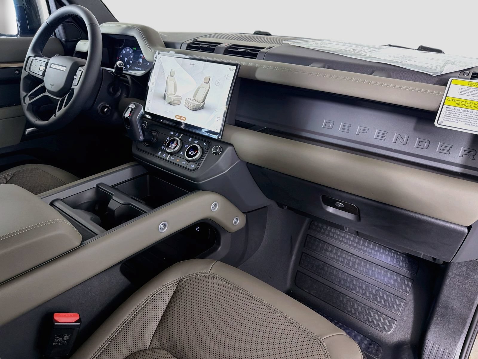 New 2026 Land Rover Defender 110 X-Dynamic SE AWD/4WD image 35