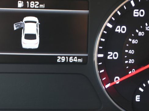 Used 2022 Kia Forte GT-Line image 32