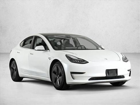 Used 2020 Tesla Model 3 Long Range image 3