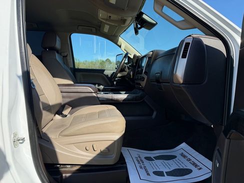 Used 2016 GMC Sierra 2500 Denali w/ Duramax Plus Package image 19