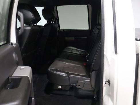 Used 2014 Ford F350 Lariat image 18