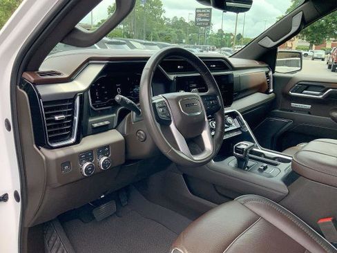 Certified 2024 GMC Sierra 1500 Denali w/ Denali Reserve Package AWD/4WD image 10