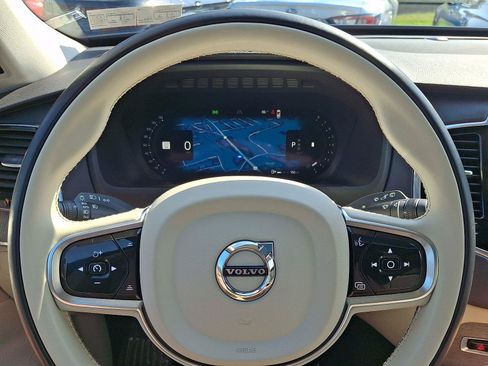 Used 2023 Volvo XC90 B6 Plus w/ Protection Package Premier AWD/4WD image 22