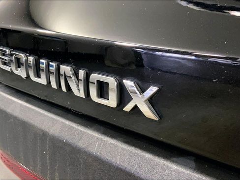 Used 2025 Chevrolet Equinox LT FWD image 30