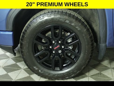 Used 2024 GMC Sierra 1500 Elevation AWD/4WD image 8
