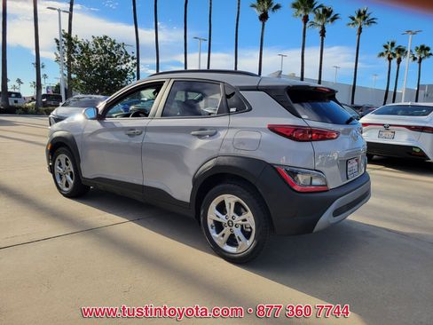 Used 2023 Hyundai Kona SEL image 6