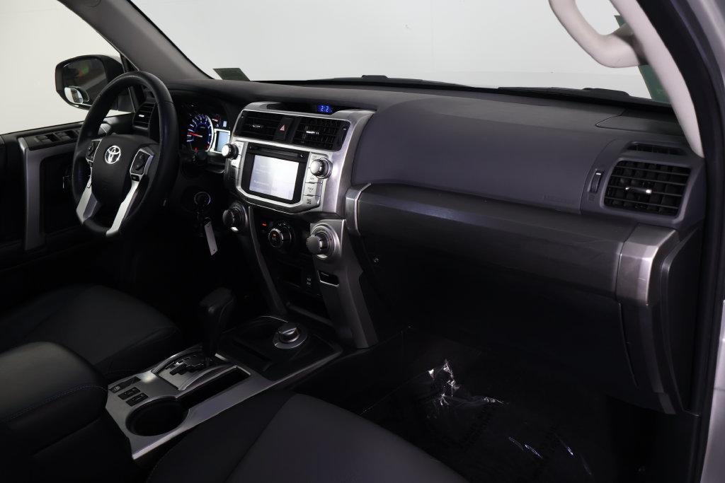 Used 2019 Toyota 4Runner SR5 Premium AWD/4WD image 9