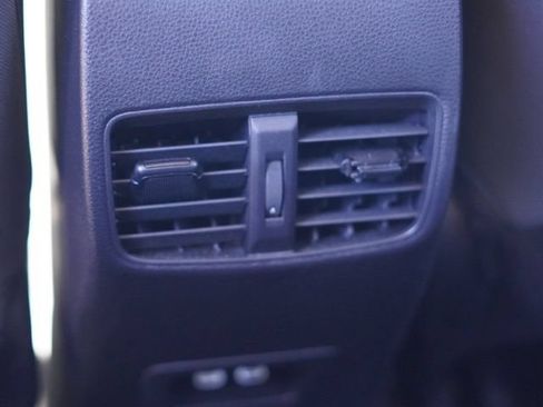 Used 2026 Toyota Corolla Cross LE FWD image 34