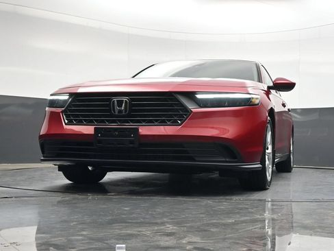 Used 2023 Honda Accord LX image 31