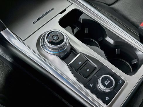Used 2020 Ford Explorer Limited AWD/4WD image 17