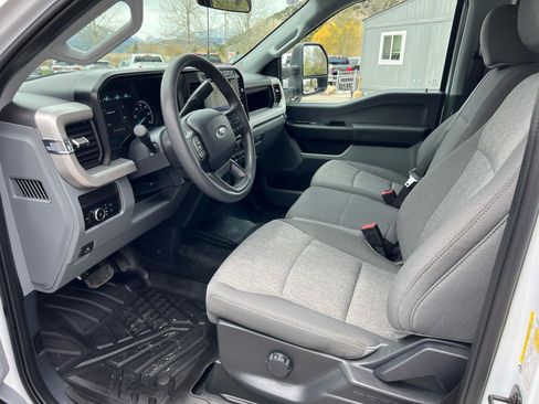 Used 2024 Ford F250 XL w/ XL Chrome Package AWD/4WD image 15