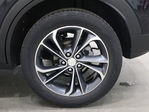 Used 2020 Buick Encore GX Select FWD image 38