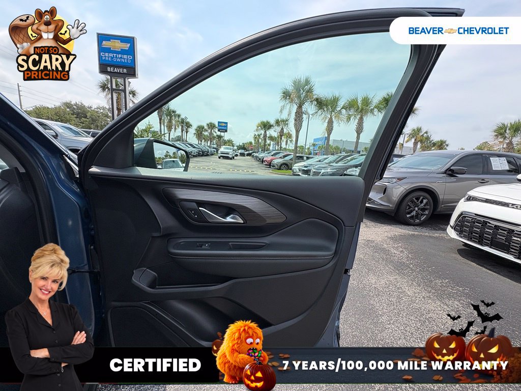 Used 2024 GMC Terrain SLT AWD/4WD image 31
