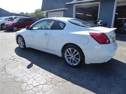 Used 2012 Nissan Altima 3.5 SR image 8