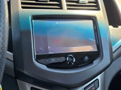 Used 2015 Chevrolet Sonic LT FWD image 23