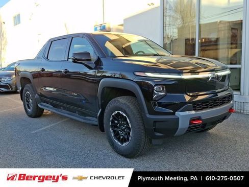 New 2026 Chevrolet Silverado EV Trail Boss w/ Premium Package image 2