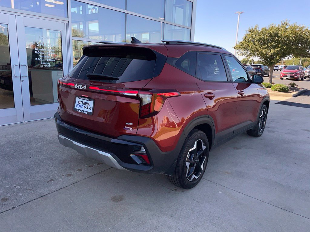 Used 2026 Kia Seltos S AWD/4WD image 5