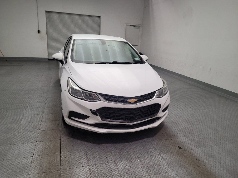 Used 2018 Chevrolet Cruze LS FWD image 14