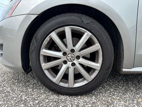 Used 2012 Volkswagen Passat 2.5 SE FWD image 26
