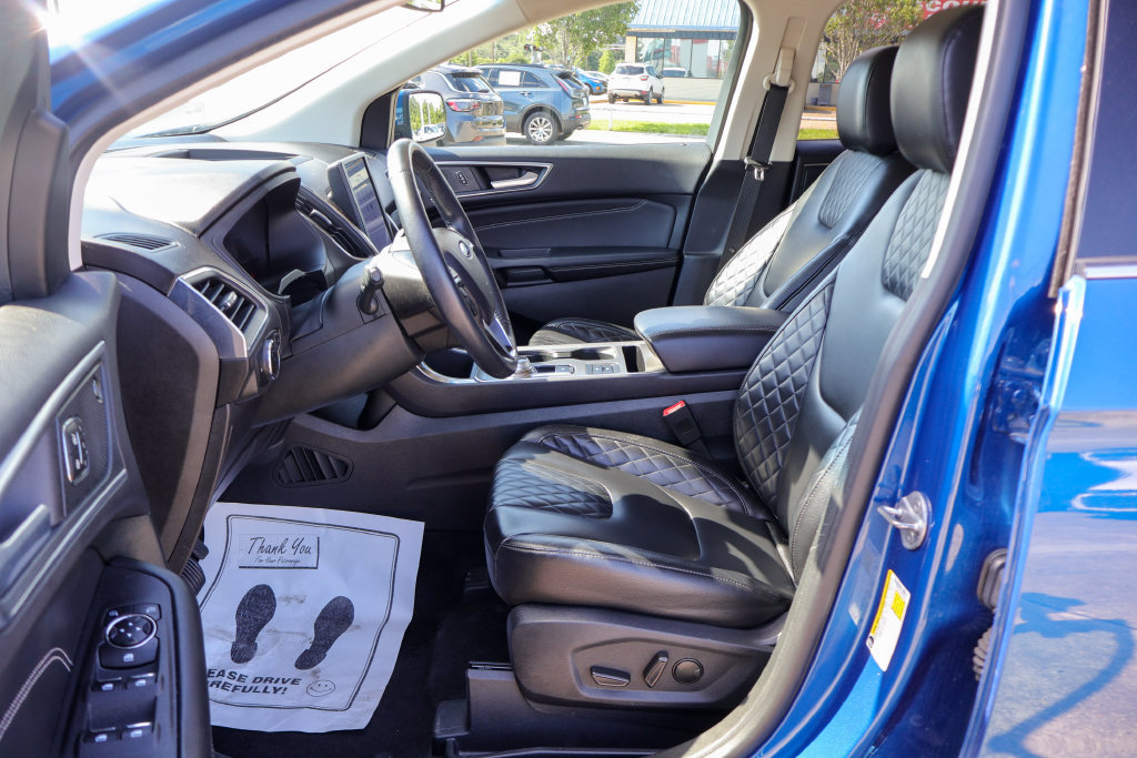 Used 2024 Ford Edge Titanium AWD/4WD image 7