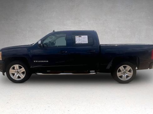 Used 2008 Chevrolet Silverado 1500 LT w/ Texas Edition RWD image 3