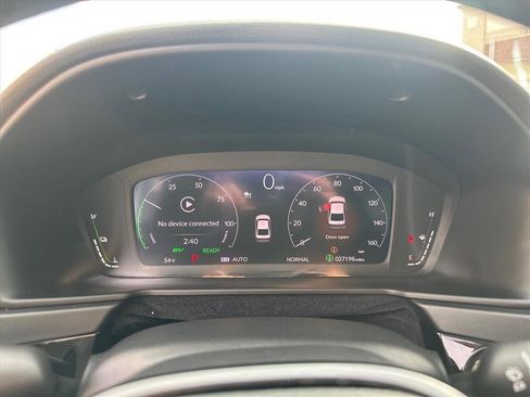 Used 2023 Honda Accord Touring image 10