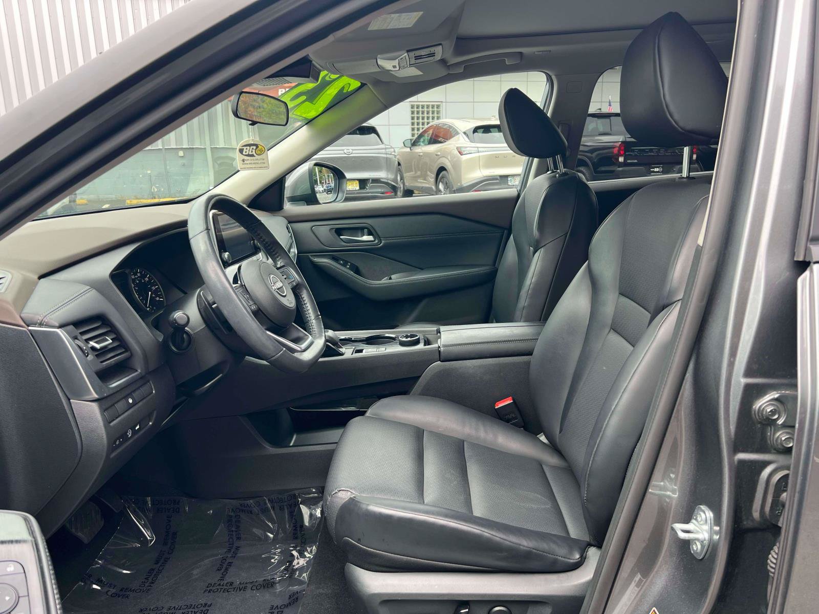 Used 2023 Nissan Rogue SV w/ SV Premium B Package AWD/4WD image 25