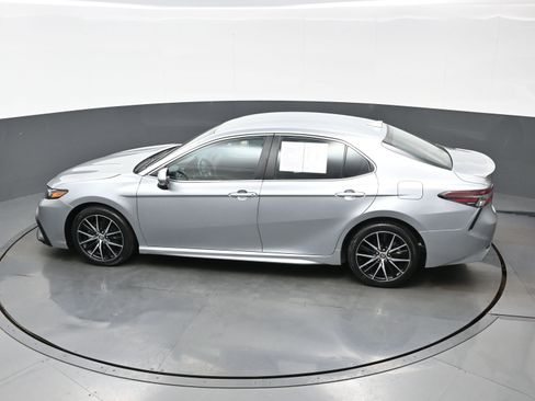 Used 2024 Toyota Camry SE FWD image 36