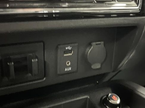 Used 2017 Nissan Titan Platinum Reserve AWD/4WD image 25