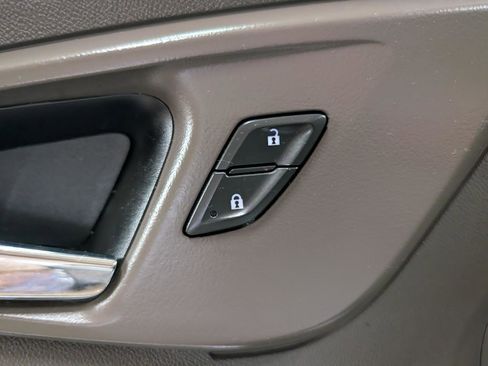 Used 2020 Chevrolet Malibu LT FWD image 25