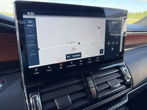 Used 2024 Lincoln Navigator Reserve AWD/4WD image 18
