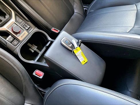Used 2019 Subaru Forester Limited w/ Popular Package #3 AWD/4WD image 18