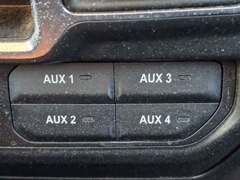 Used 2023 Jeep Wrangler Sport S image 8